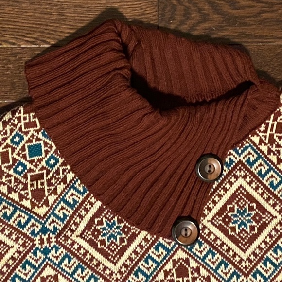 Arian & Shine Soft Wool Mock Neck Boho Poncho With Fringe - Picture 3 of 11